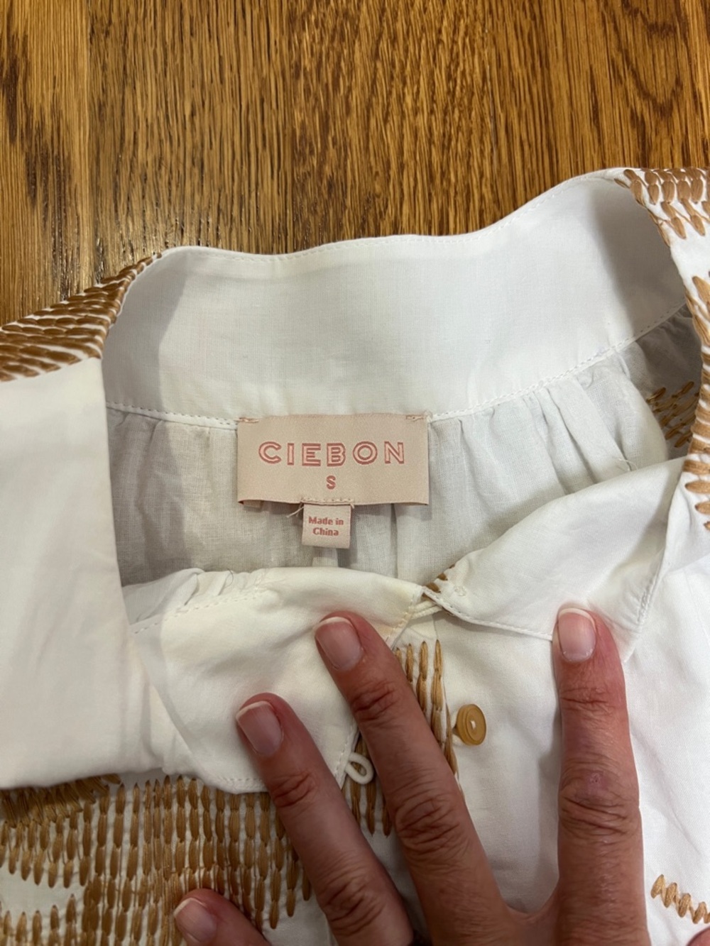 Ciebon Alexia Embroidered Top Size Small - Picture 6 of 9